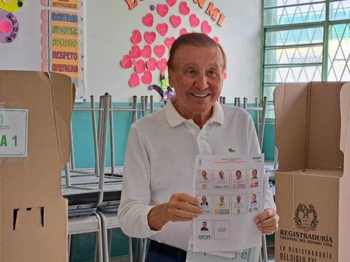 Inhabilidad para Rodolfo Hernández 