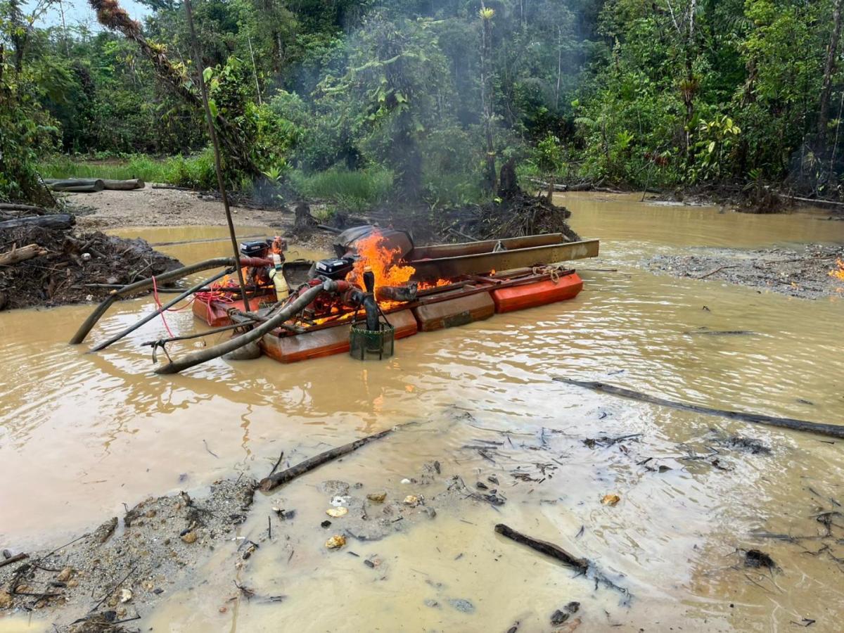 Ejército Nacional desmantela red de minería ilegal en el Chocó