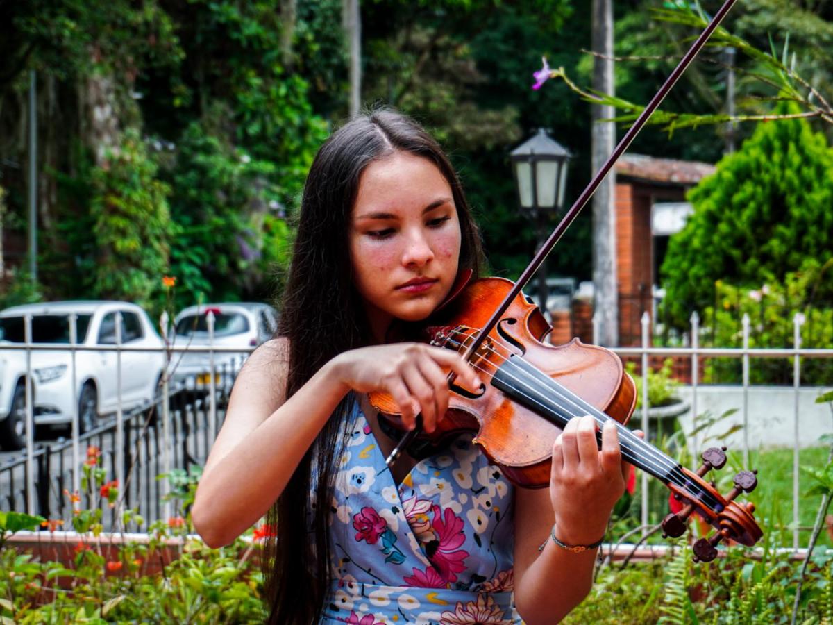Marianna Atria: violinista que sueña con ir a Europa