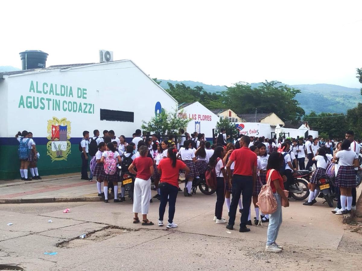 Agustín Codazzi: Estudiantes protestan por inseguridad