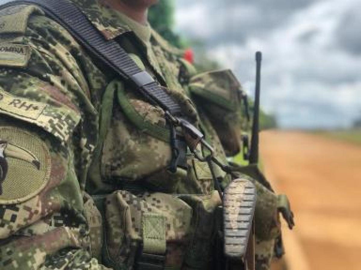 Seis militares heridos dejan combates contra el Eln en Arauca