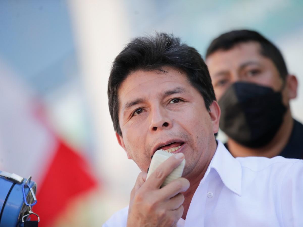 Pedro Castillo: “Quieren quebrantar el orden constitucional”