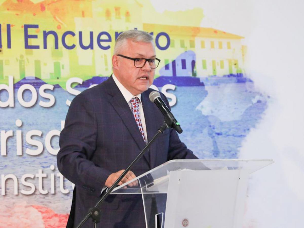 Ministro de Justicia: propuesta para despenalizar la protesta social