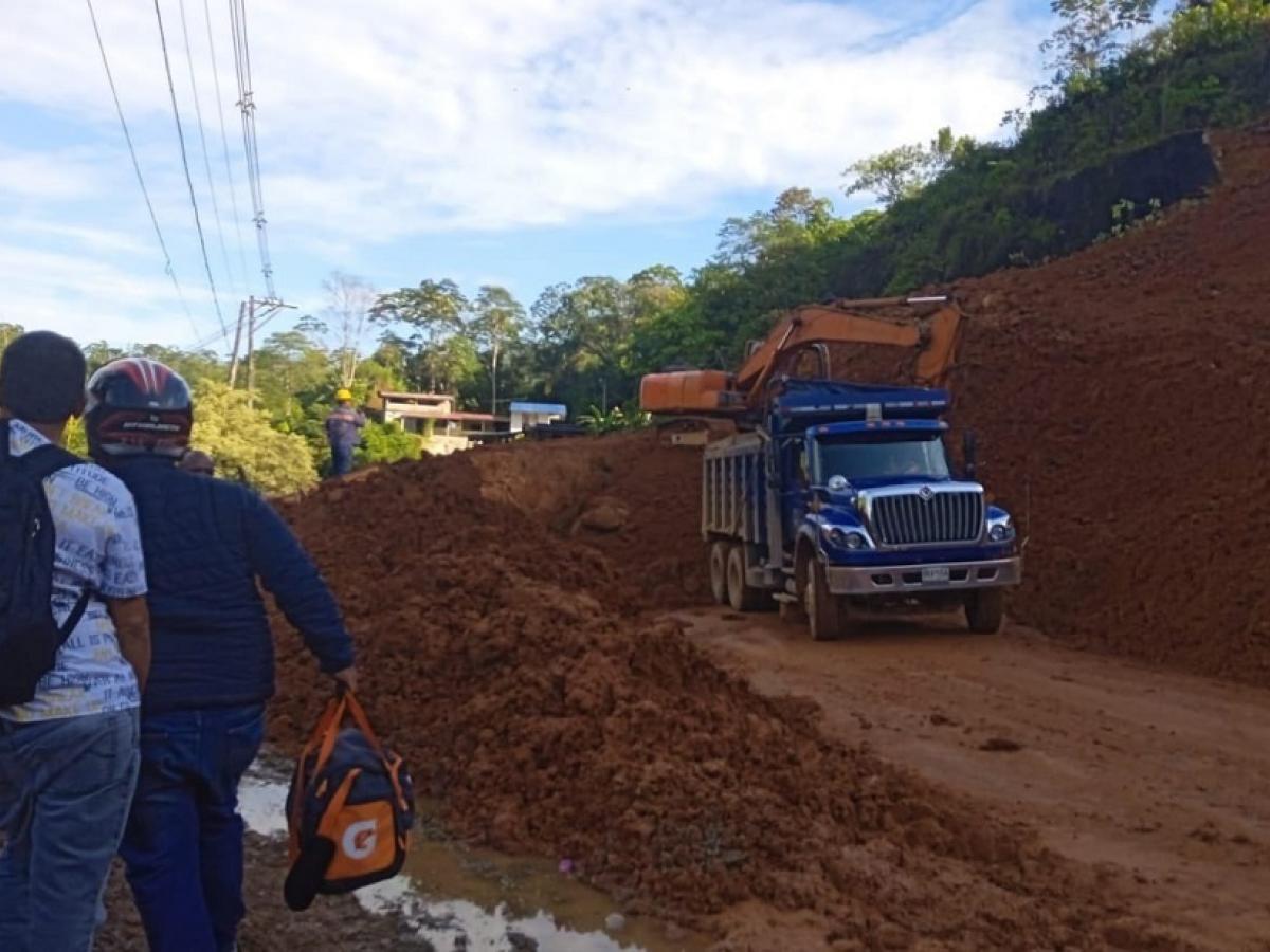 Vía Buga-Buenaventura | Dos días de cierre por derrumbe