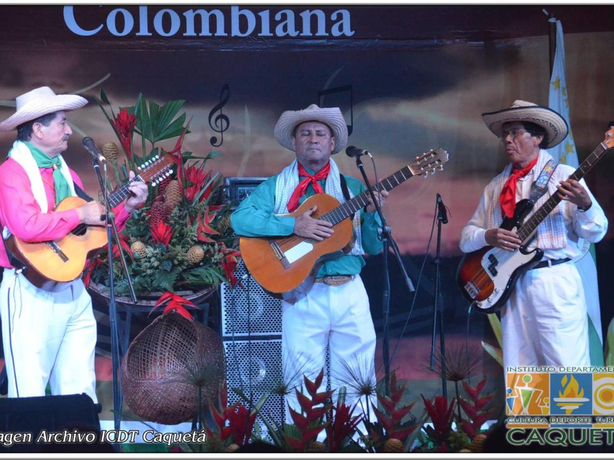 Florencia: Festival Colono de Oro