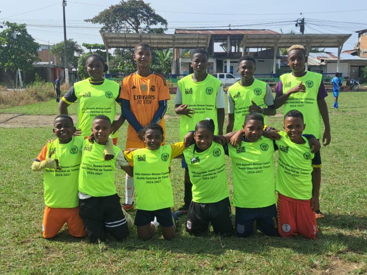 Fútbol en Tumaco transforma vidas y aleja a jóvenes de la violencia