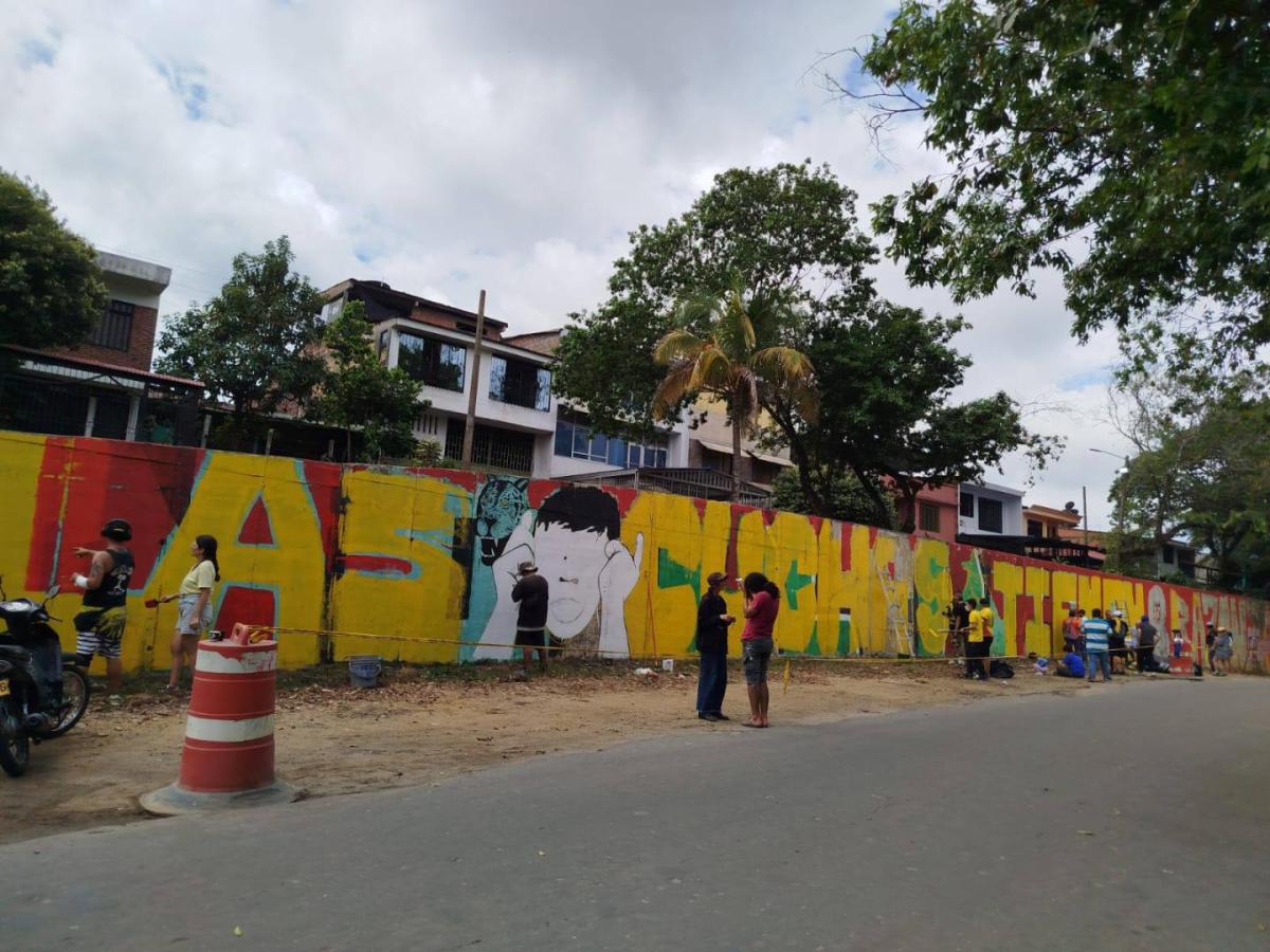Mural Las Cuchas tienen Razón en Florencia