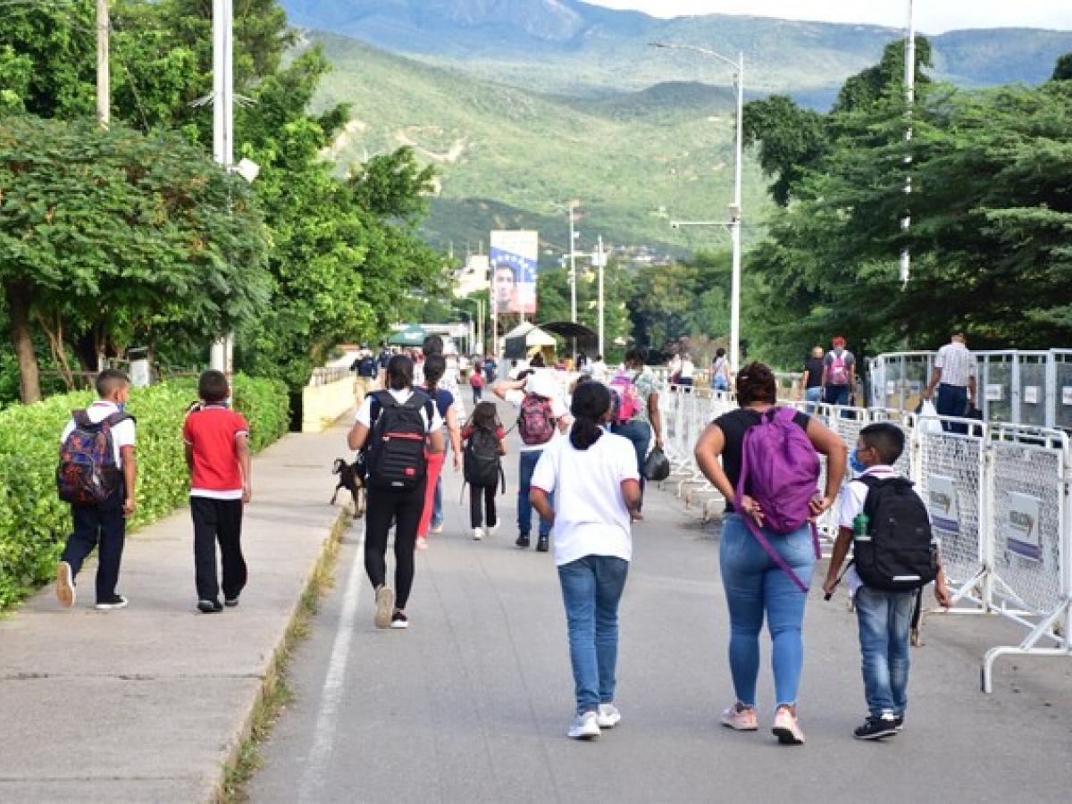 Reportan represamiento de colombianos en frontera con Venezuela en Cúcuta