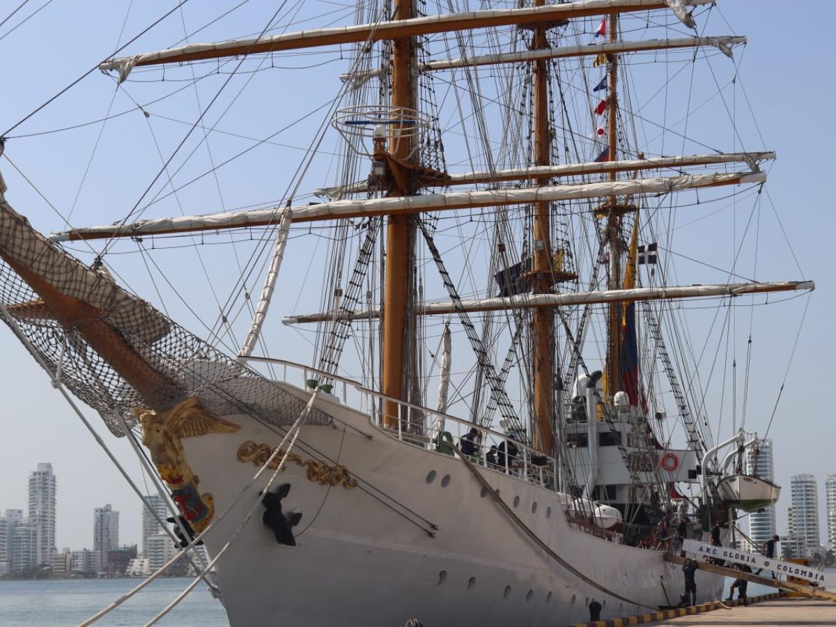 El Buque Escuela Gloria zarpa como embajador de Colombia hacia Estados Unidos y Europa
