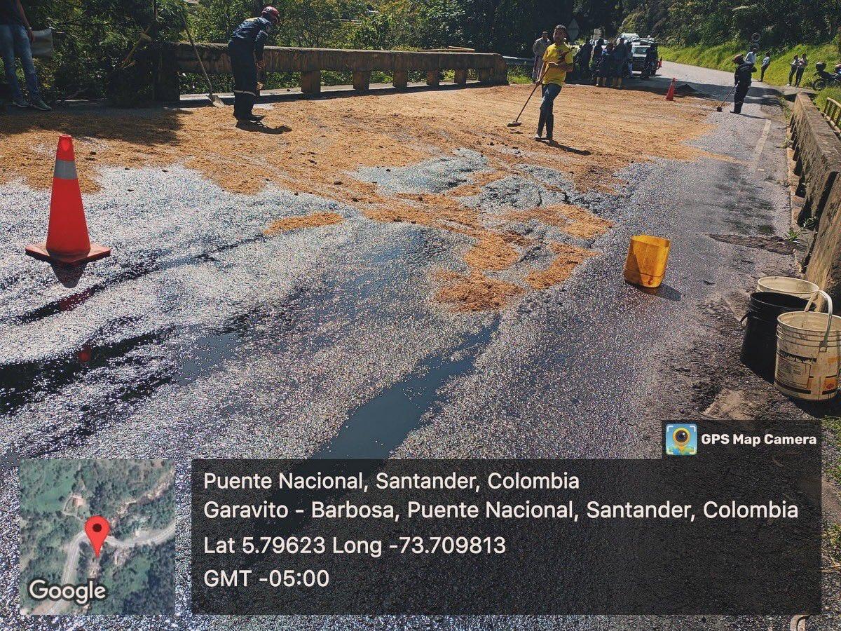 Se activó plan de contingencia ambiental para la limpieza del río Suárez, en Santander