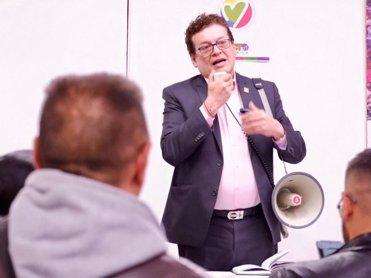 Reducir salario a congresistas, propuesta a incluir en consulta popular