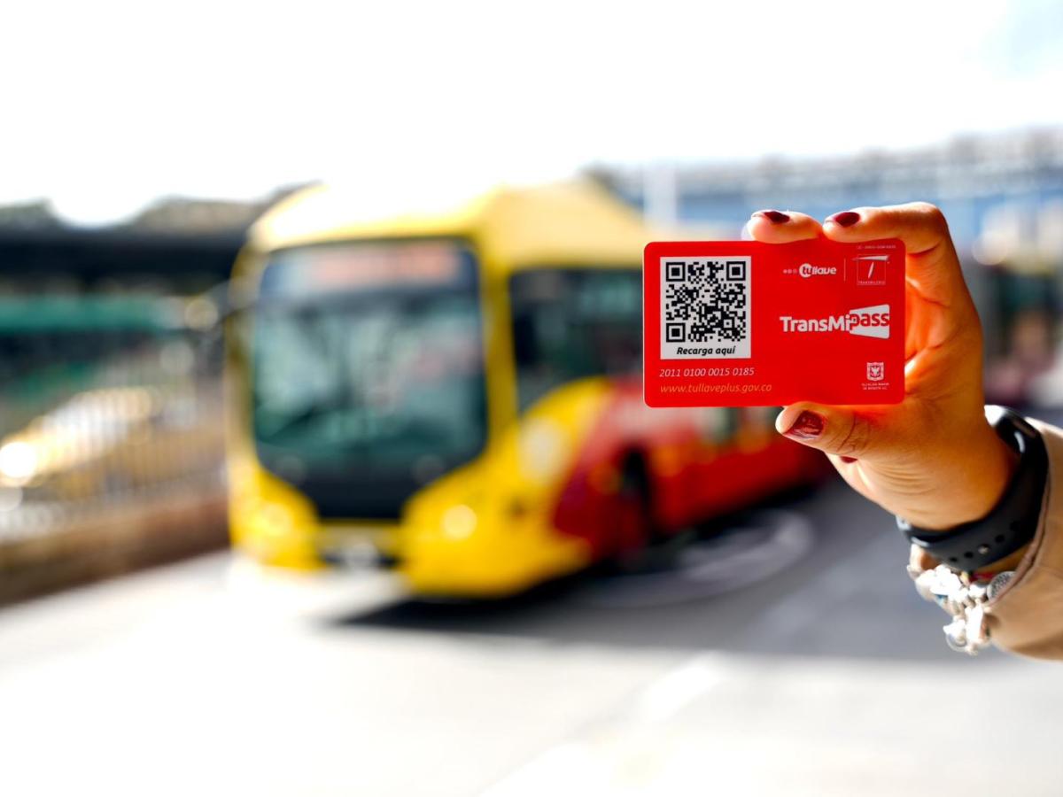 TransMiPass: nueva tarjeta de TransMilenio ofrece 65 viajes por $160.000 al mes