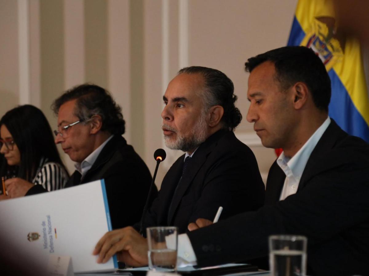 Atentados en Cauca y Valle: investigación y responsables 