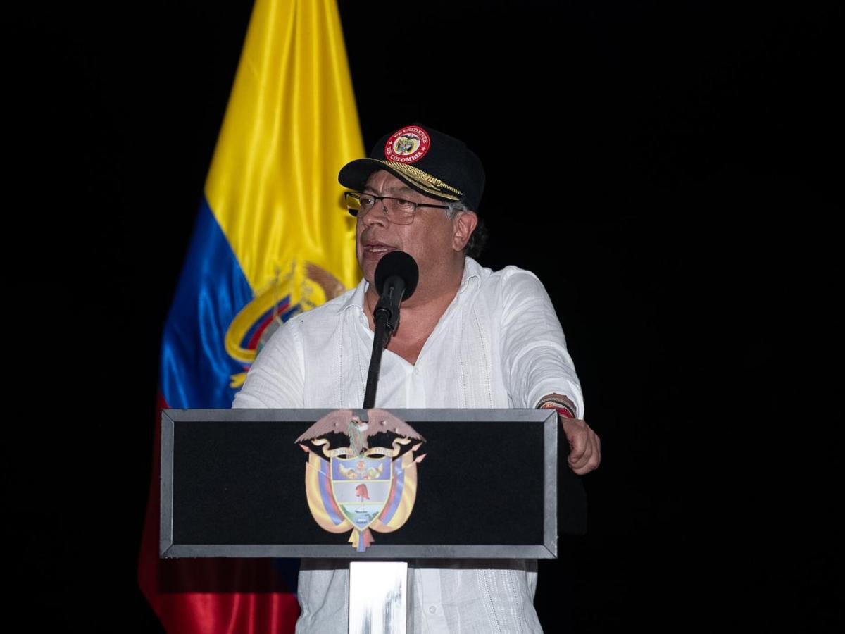 Gustavo Petro entregó tierras a campesinos en Cesar