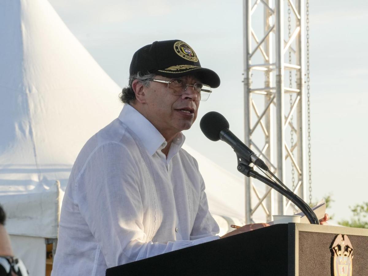 Gustavo Petro manifestó su descontento con elecciones presidenciales en Chile