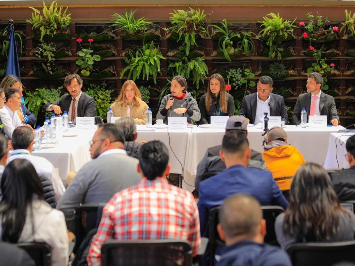 Gobierno intensifica operativos en frontera Colombia-Ecuador contra contrabando de papa y arroz