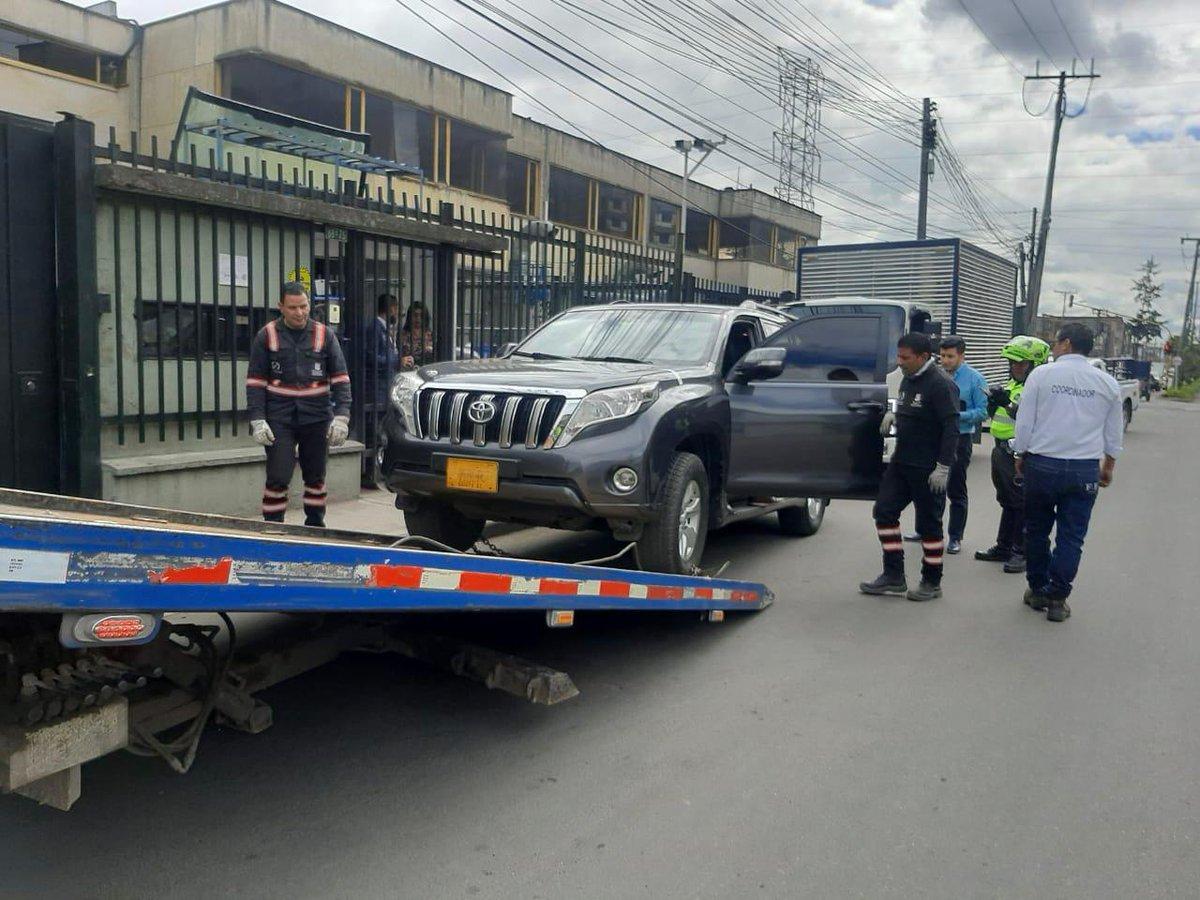 Pico y placa HOY Bogotá 9 julio 2025 particulares y taxis 