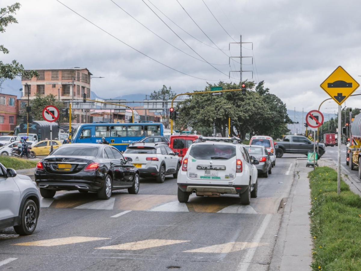 Movilidad Bogotá HOY: pico y placa particulares y taxis 14 agosto 2025
