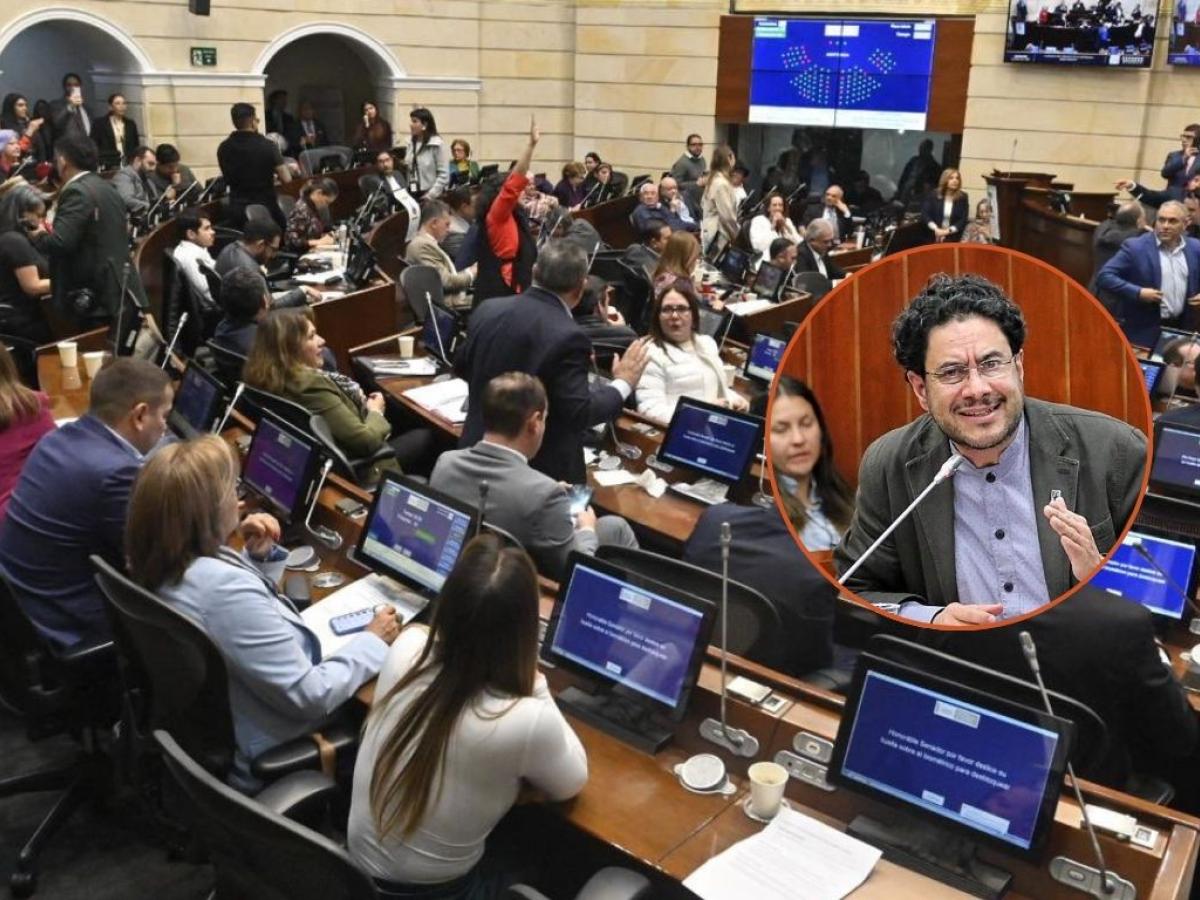 Proyecto bajar salario a congresistas continúa estacado en Senado