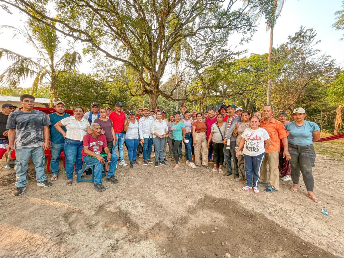 Gobierno repara víctimas de violencia en Cesar