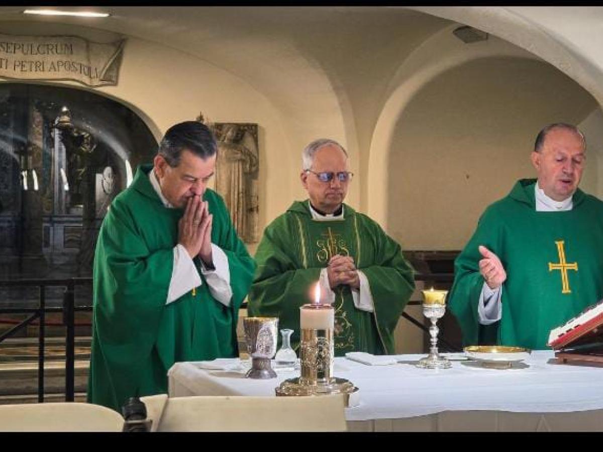 Obispo de Quibdó confirma autenticidad de fotografía con papa León