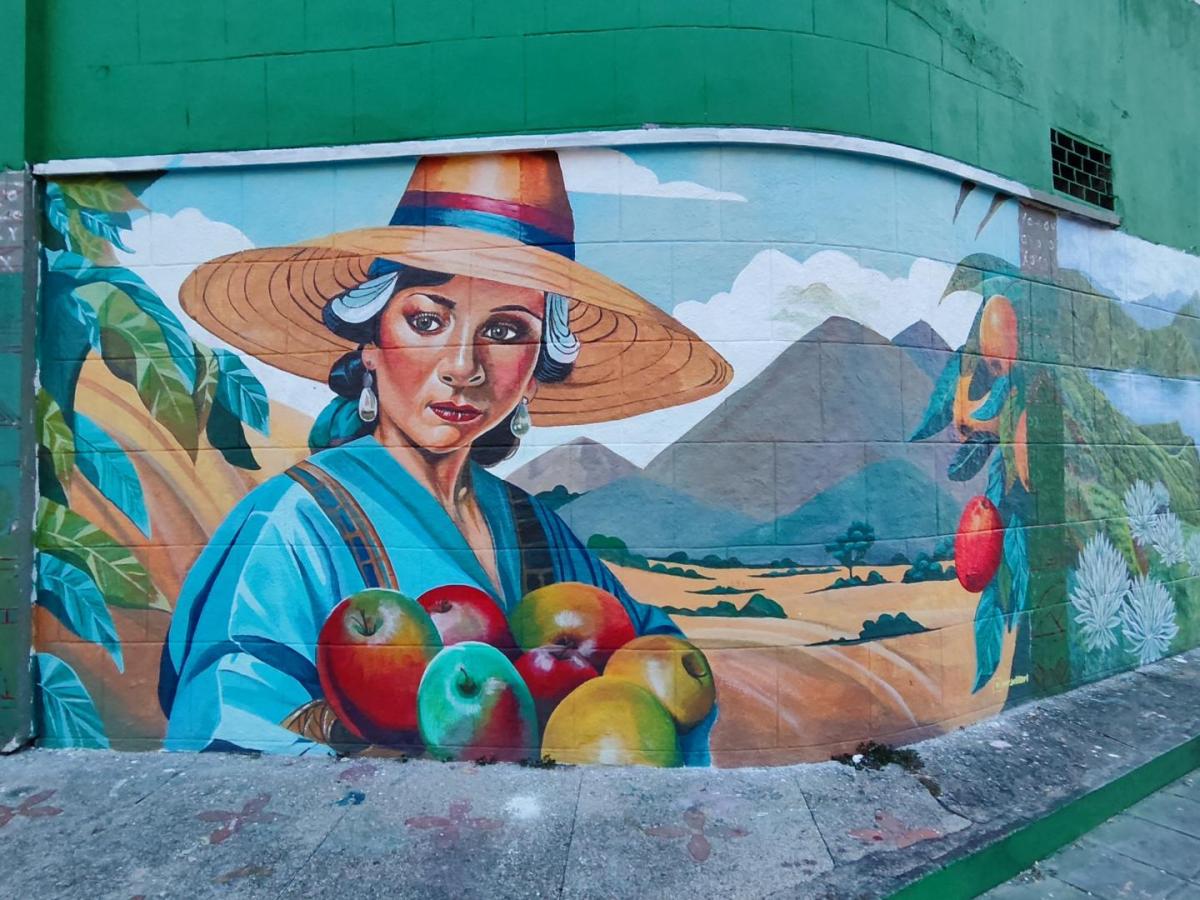 Mural en Santander en tributo a las mujeres y a la tierra