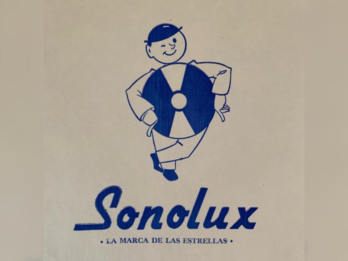 Sonolux: 75 años de la “Marca de las Estrellas”