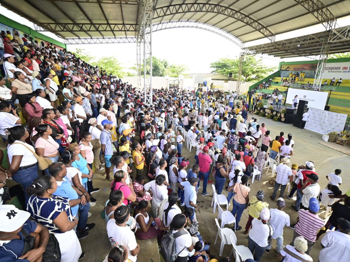 Víctimas de desplazamiento en Meta beneficiadas programa DPS