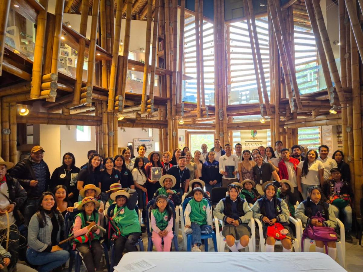 Trueque Intercultural por la Paz Inzá Cauca