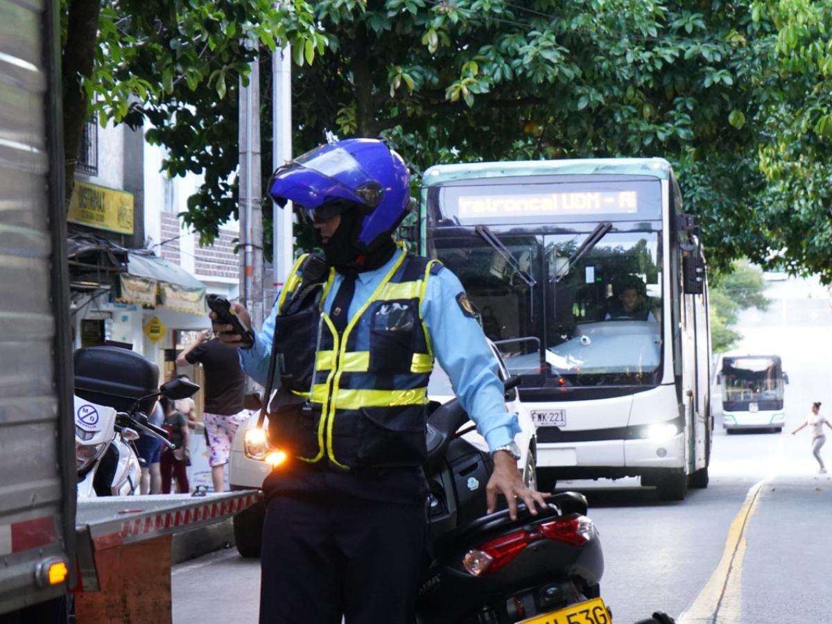 Pico y placa en Medellín Valle de Aburrá Hoy : del 24 al 27 de marzo de 2026