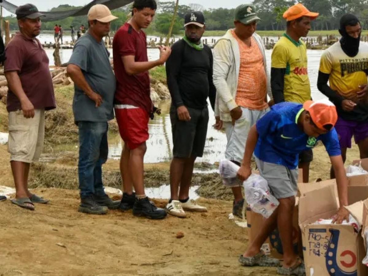 Inundaciones en Córdoba Petro pide retirar jarillones