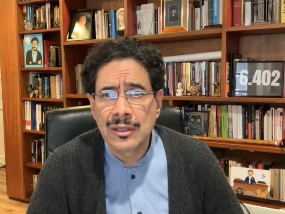 Iván Cepeda se pronuncia ante decisión del CNE