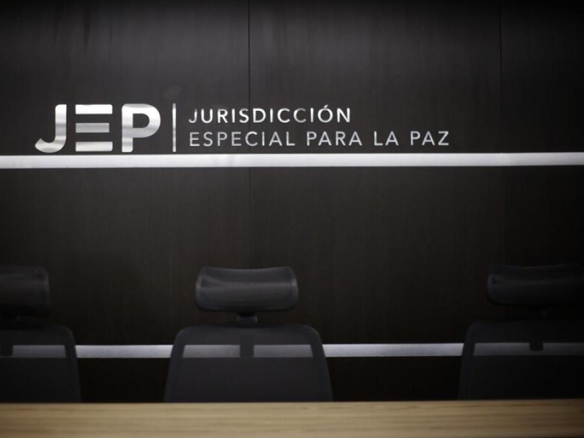 JEP impone sanción de arresto a alto funcionario del Ministerio del Interior