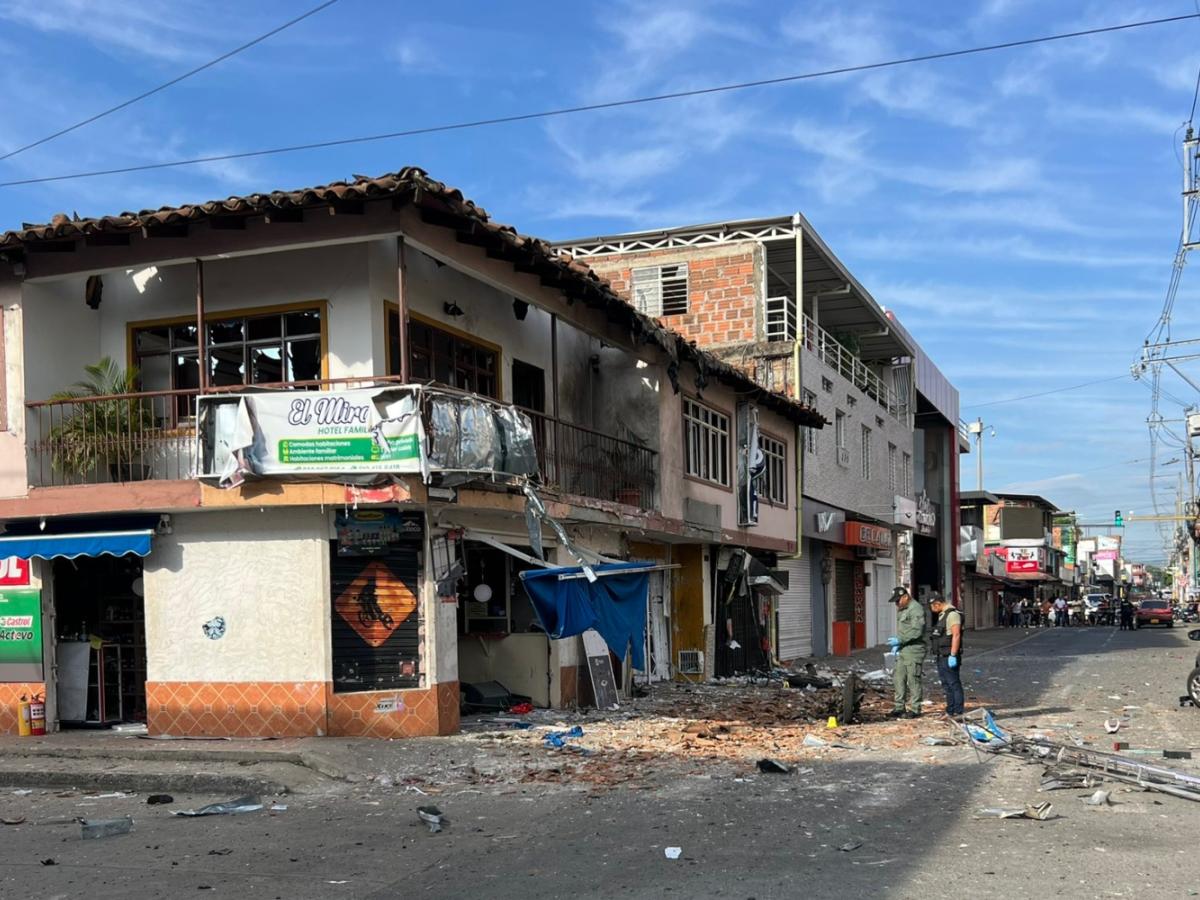 Jamundí: Atentado con moto bomba dejó dos policías heridos