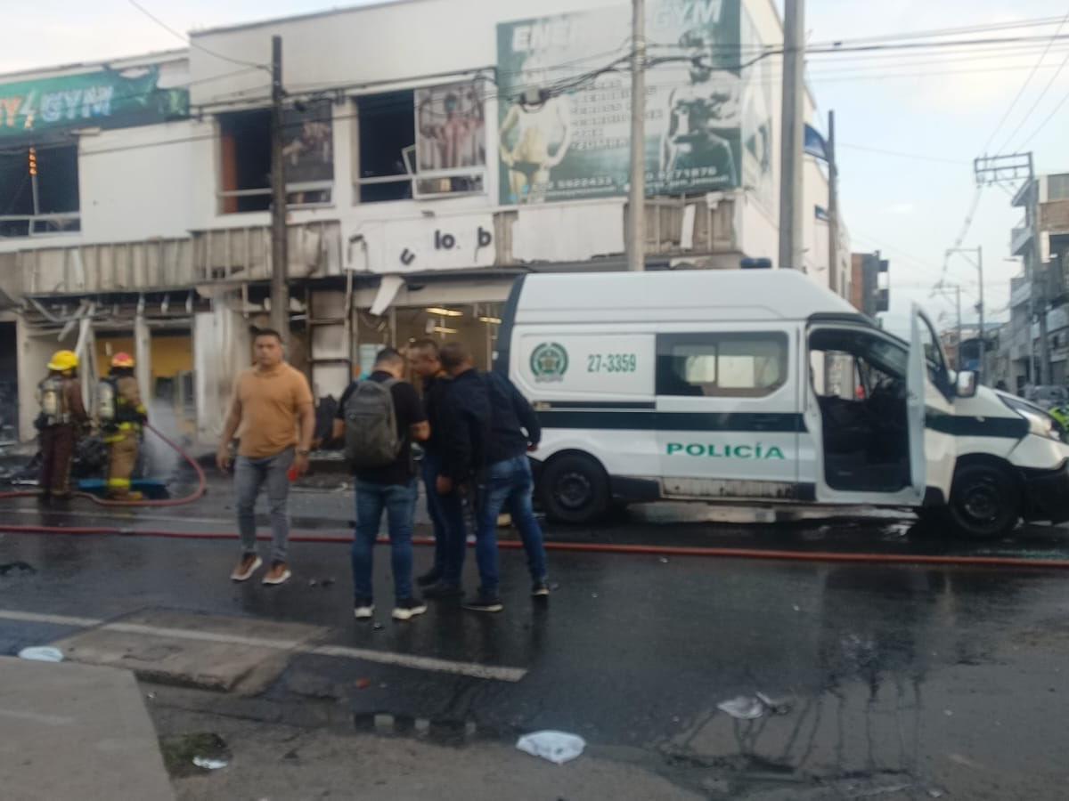 moto bomba en Jamundí hoy: lesionados y daños 
