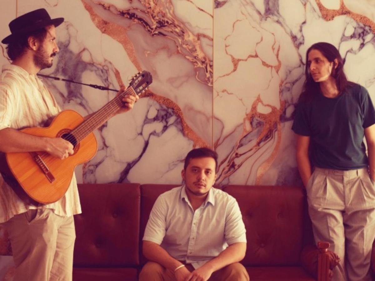 “Sin dólares en Medellín”, Las Deseo