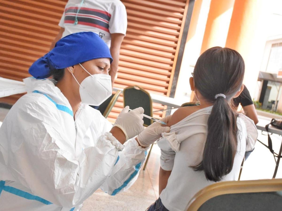 La UPC en 2026 aumentará 12,94 % y buscará cerrar la brecha entre regímenes de salud en Colombia 