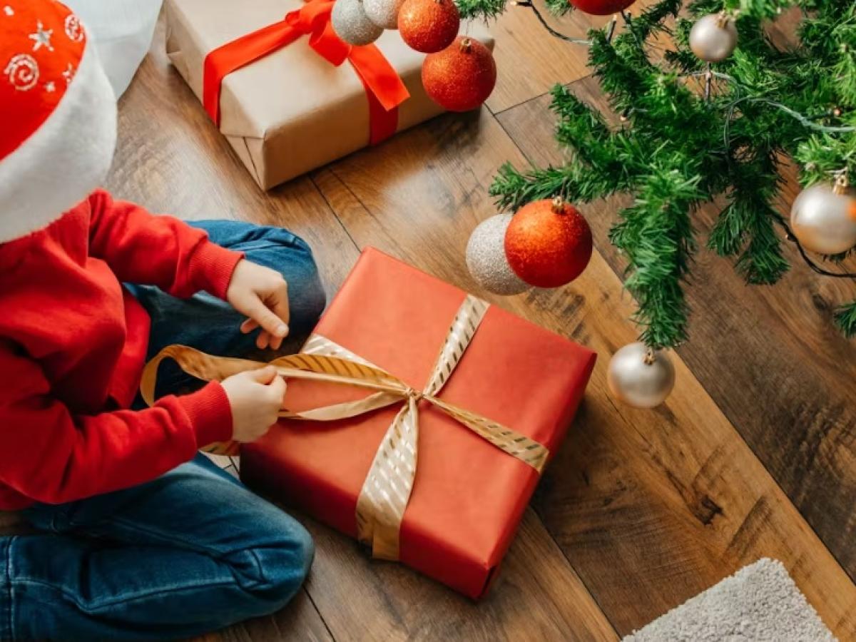 La regla de los cuatro para regalar a los niños en Navidad