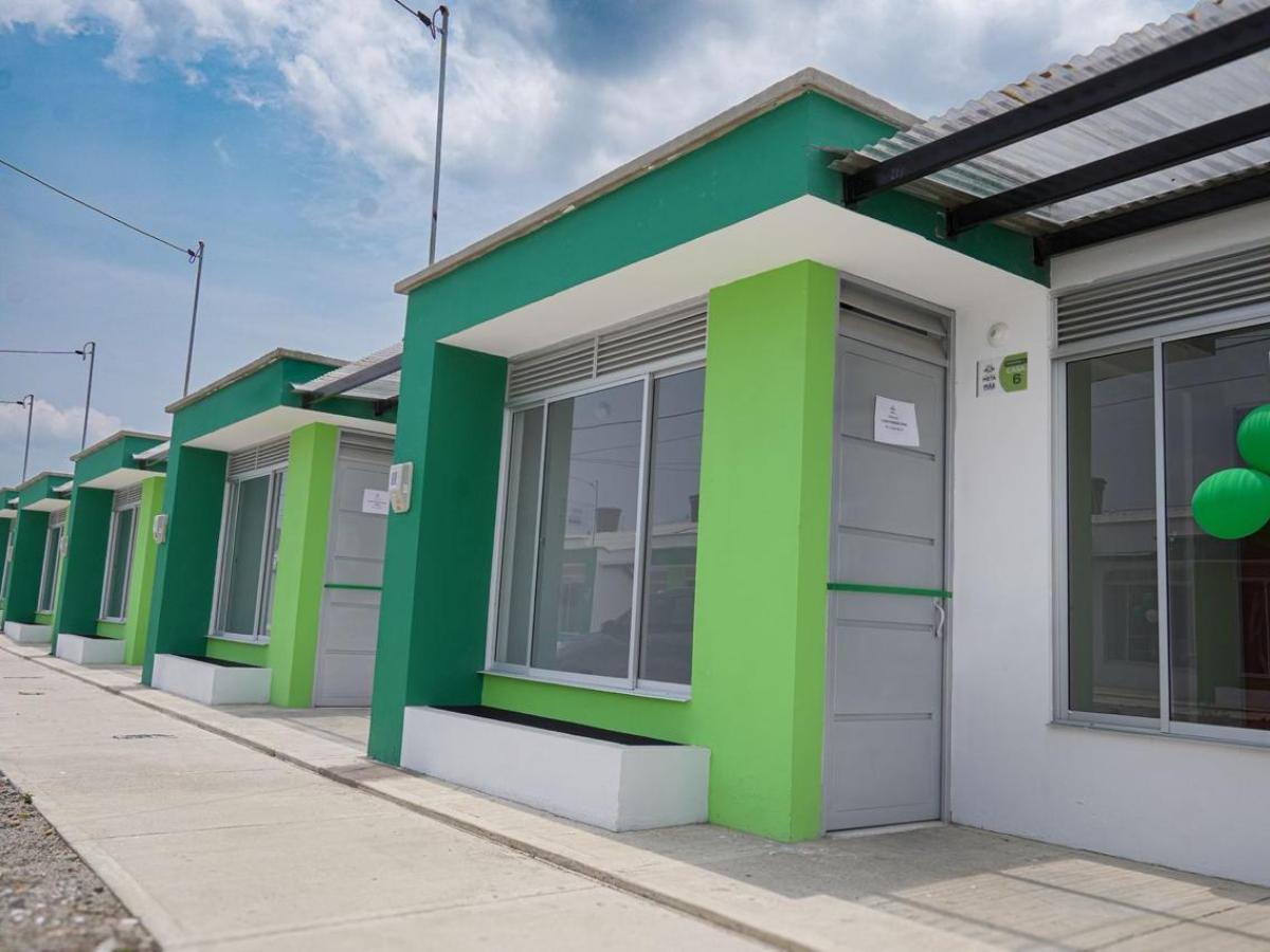 Más de 300 familias en el Meta acceden a vivienda propia