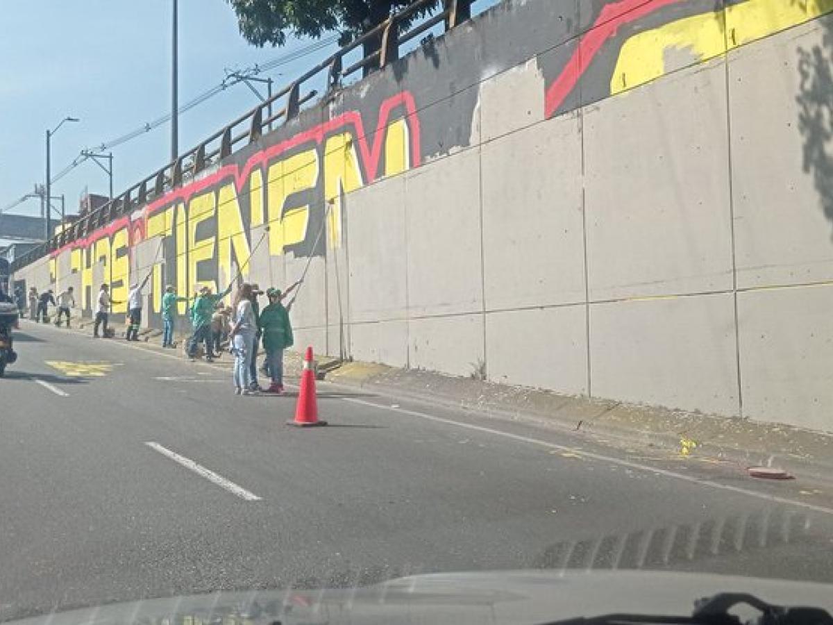  Eliminación de mural en Medellín 