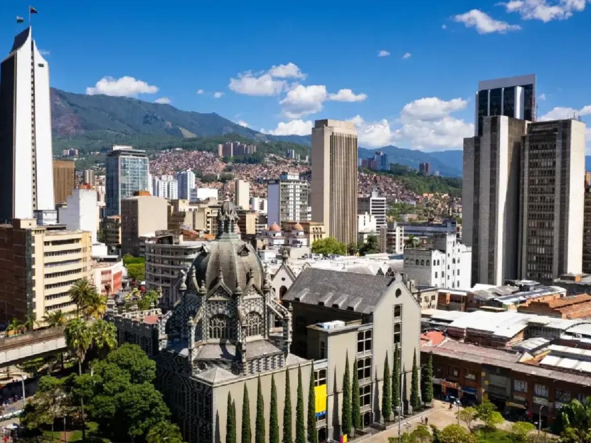 Cortes de agua en Medellín, Bello y Envigado HOY: 8 y 9 de noviembre 2025