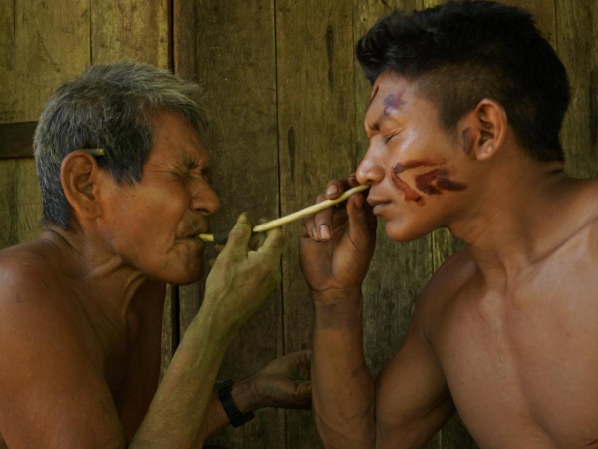 Pueblos indígenas: saberes ancestrales amenazados en la Amazonía 