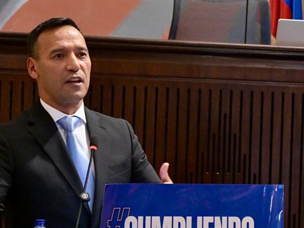 Ministro Pedro Sánchez destacó avances en seguridad en informe al Congreso