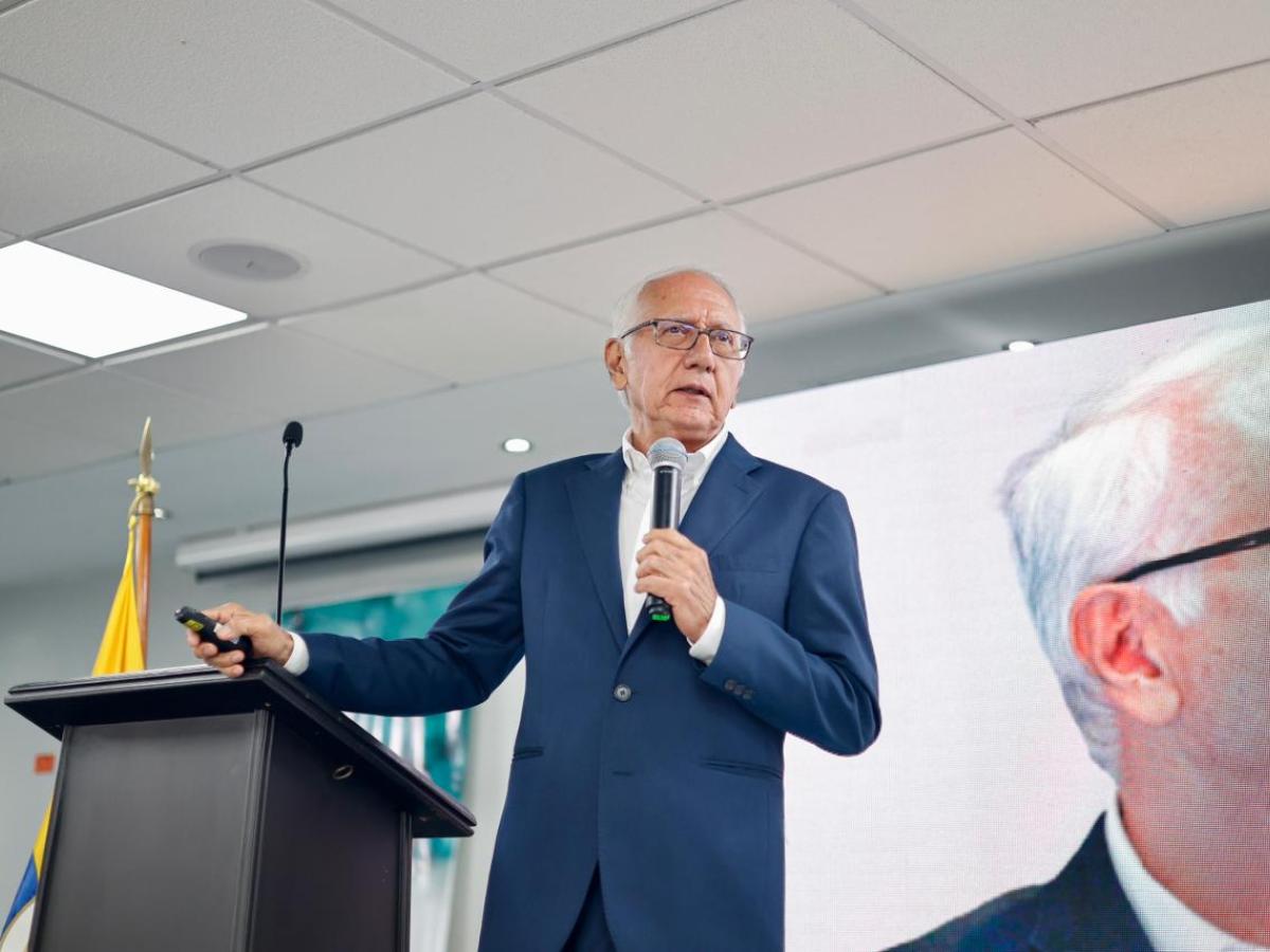 MinSalud afirma que dinero girado a las EPS es suficiente y cuestiona uso de los recursos 