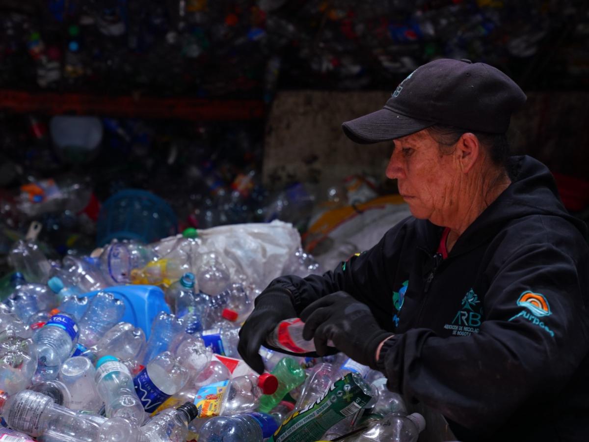 Gobierno nacional prohíbe plásticos de un solo uso en áreas protegidas