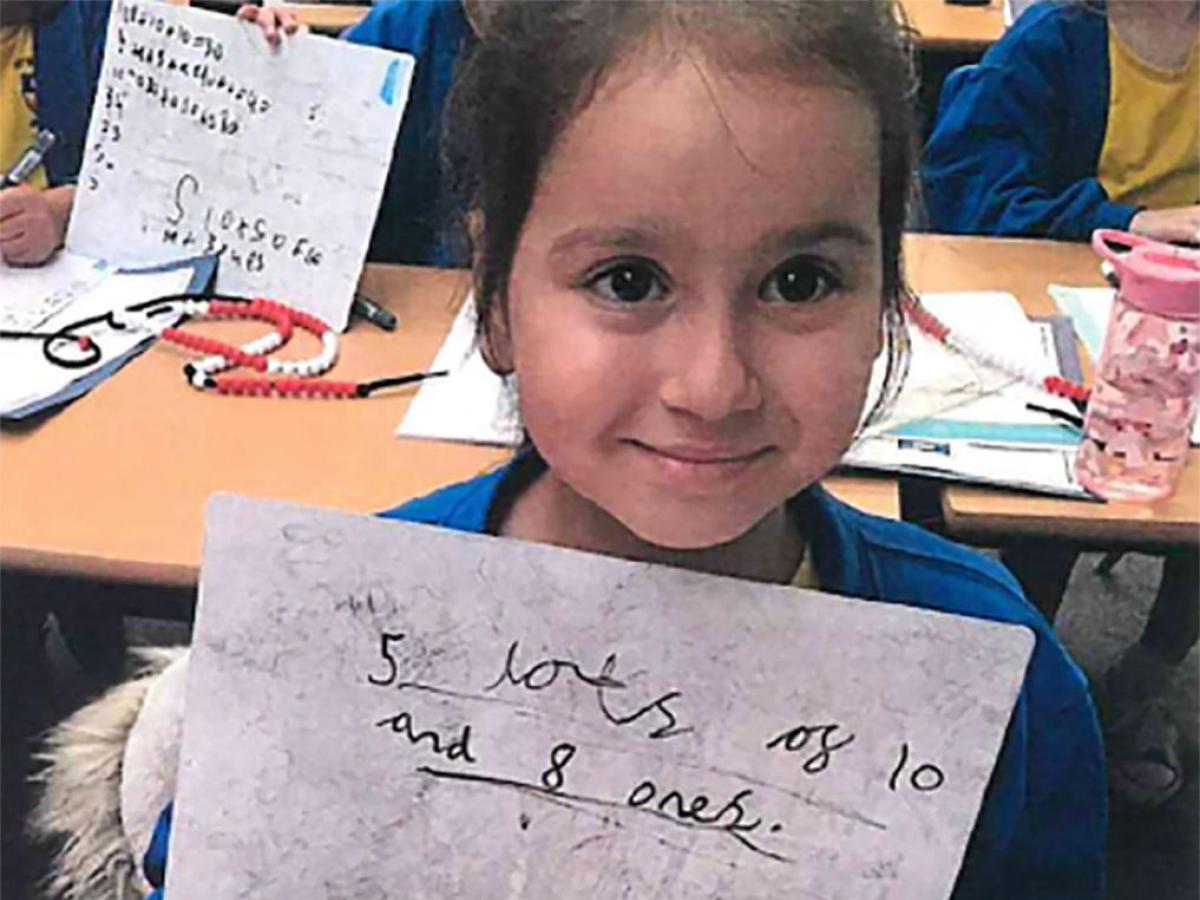 Cadena perpetua para el padre y la madrastra de niña fallecida por malos tratos en Reino Unido