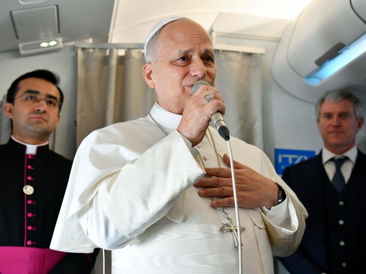 Papa León XIV responde a declaraciones de Trump: “El mensaje sigue siendo la paz”.