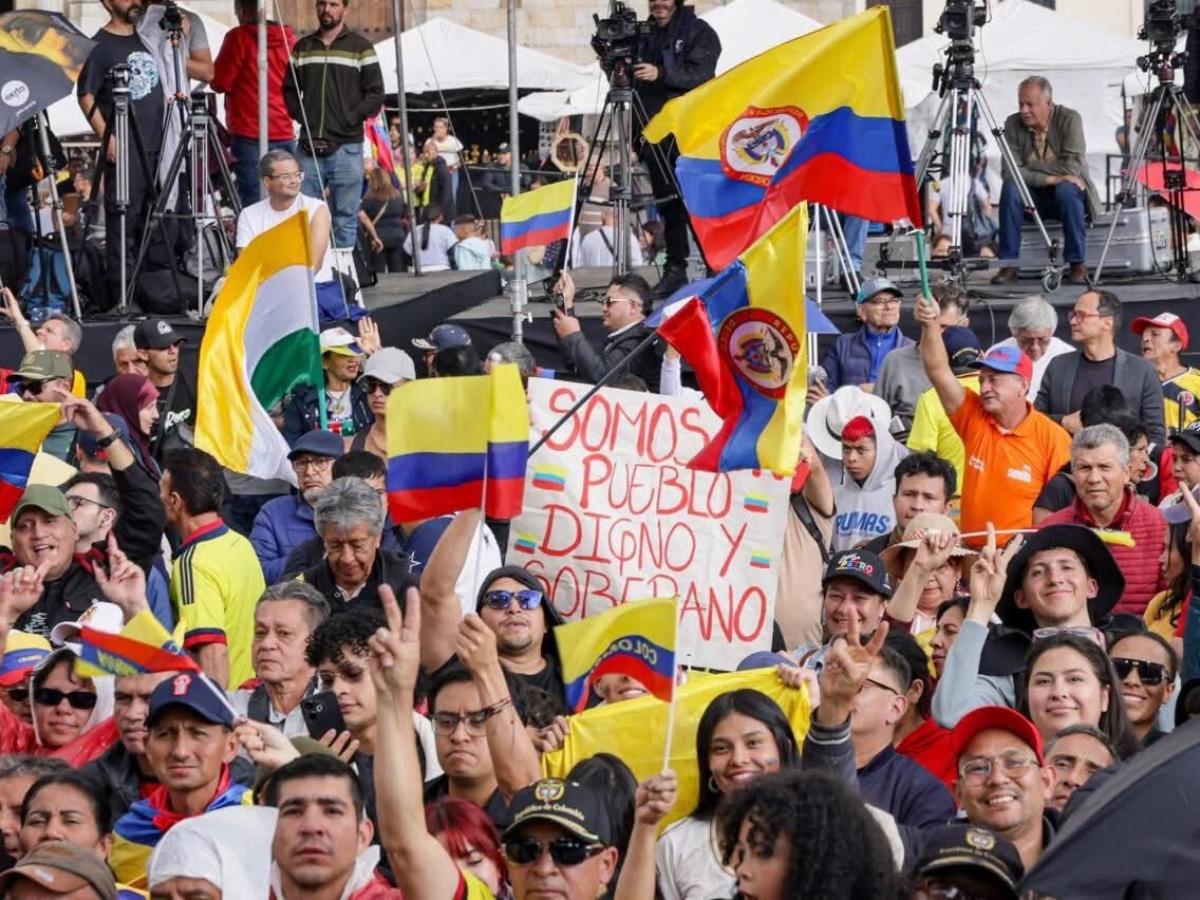 El magisterio distrital anunció cese de actividades por 24 horas y marchará hacia la Secretaría de Educación. El Distrito asegura que las clases en colegios públicos continuarán con normalidad.
