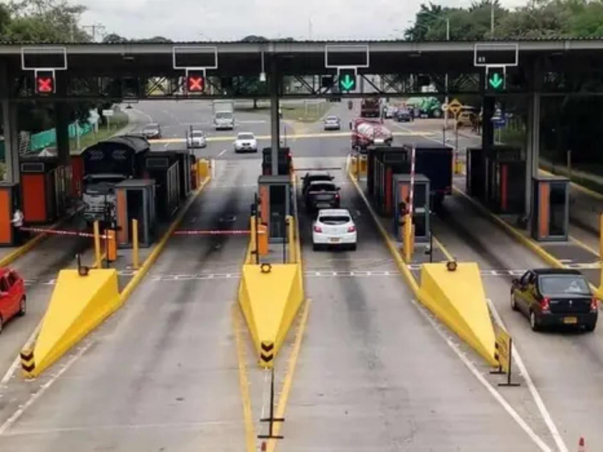 Peajes en Colombia: aumento de precios 2024