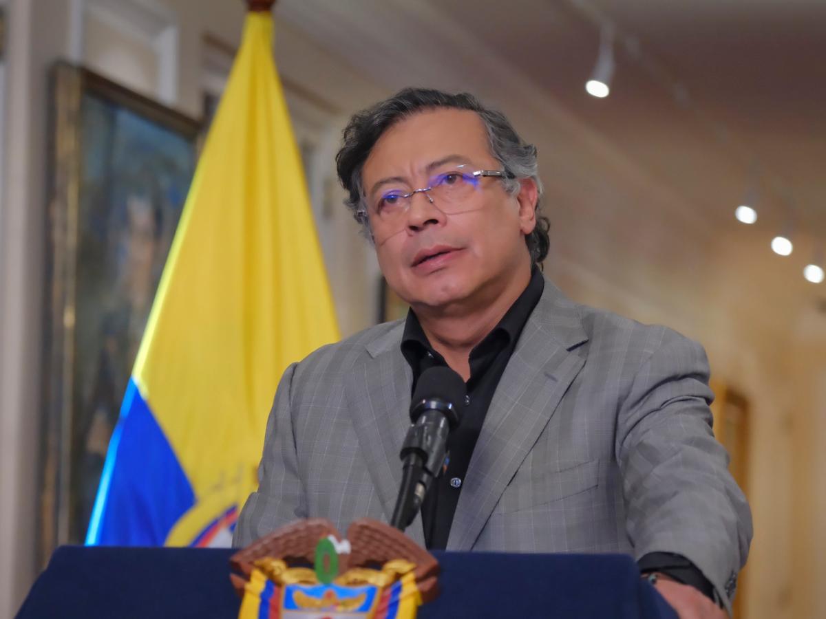 Gustavo Petro dice que no permitirá un monopolio en la importación de gas